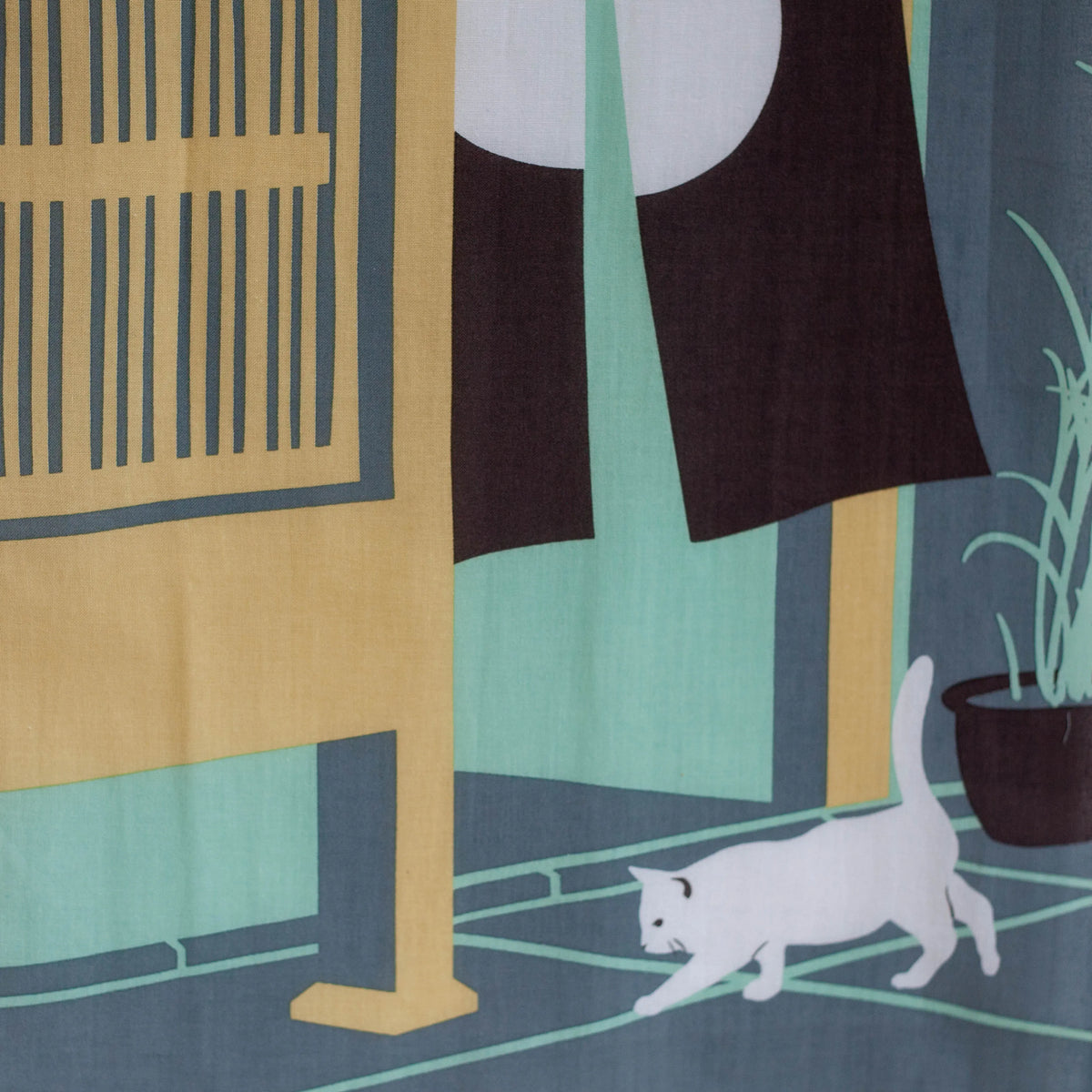Machiya tenugui featuring a white cat entering a traditional Kyoto merchant house