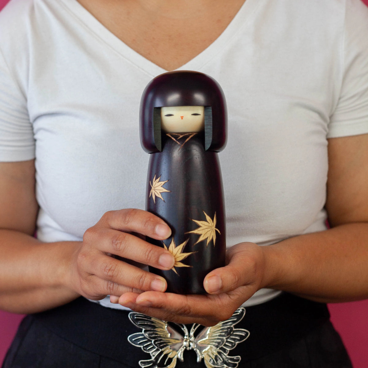 Kokeshi Wood Doll | Zôkan Momiji