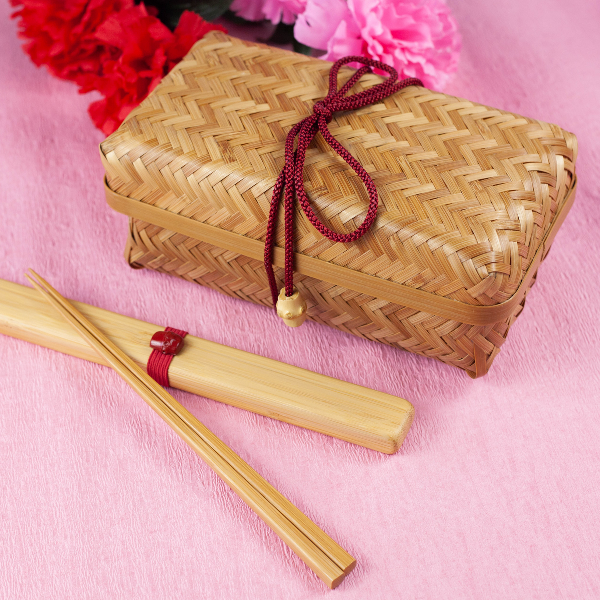 Woven Bamboo Bento Box – honey-brown herringbone woven bamboo