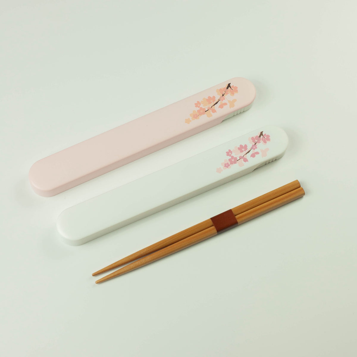 Hakoya sakura chopsticks set with case, pink, wooden chopsticks 18cm, made in Japan
