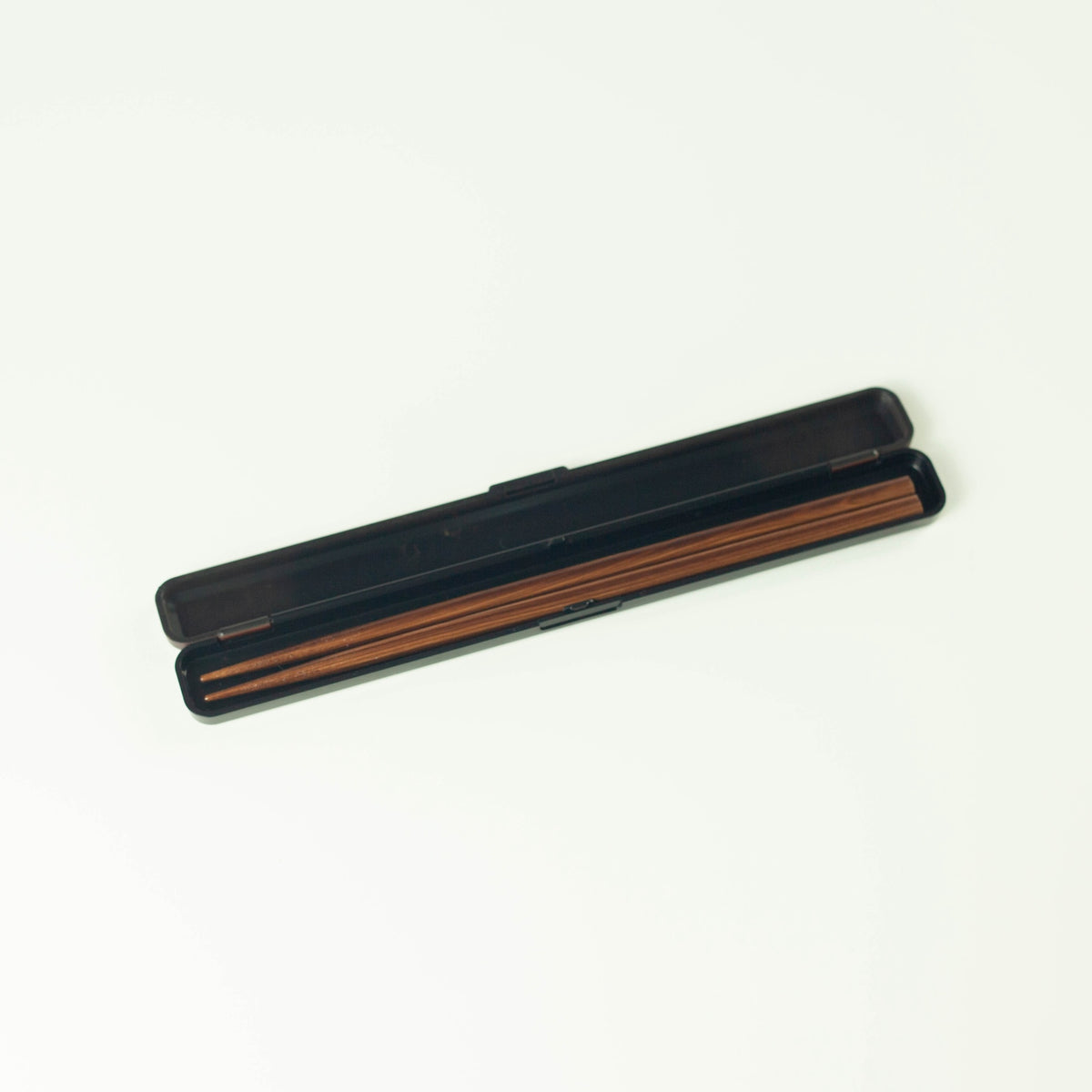 Tochi mokume chopsticks with a natural woodgrain pattern
