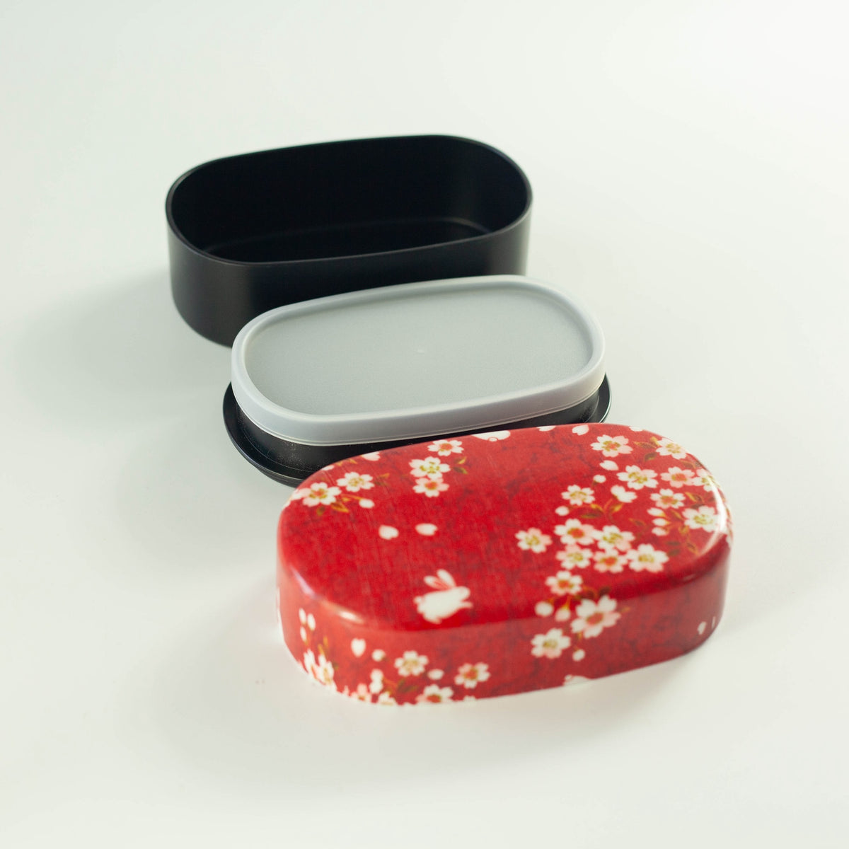 Sakura Usagi Bento Box 570mL with cherry blossom and rabbit pattern, available in red and pink