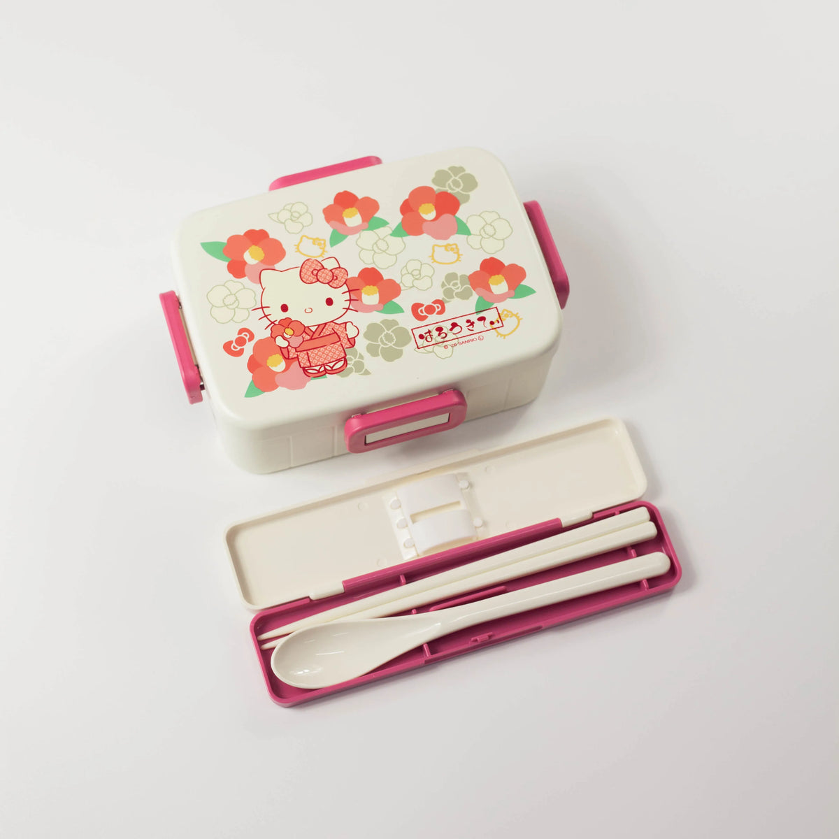 Hello Kitty Wafu 650 ml Japanese bento box with red camellia floral design
