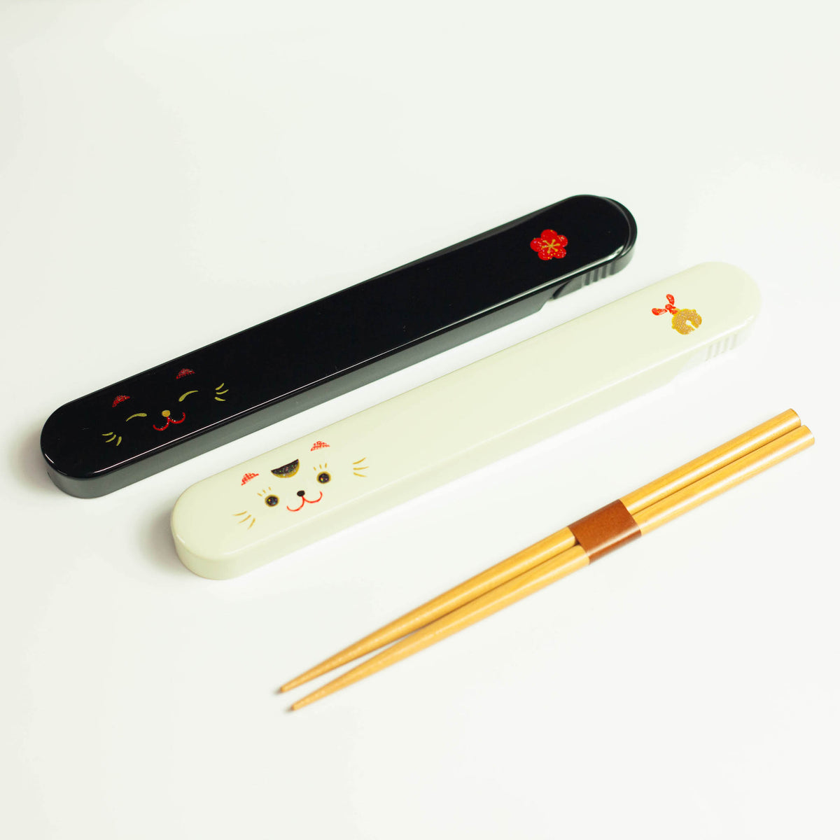 Kao Neko white and black cat chopsticks set with sliding case - 18cm wooden chopsticks, made in Japan
