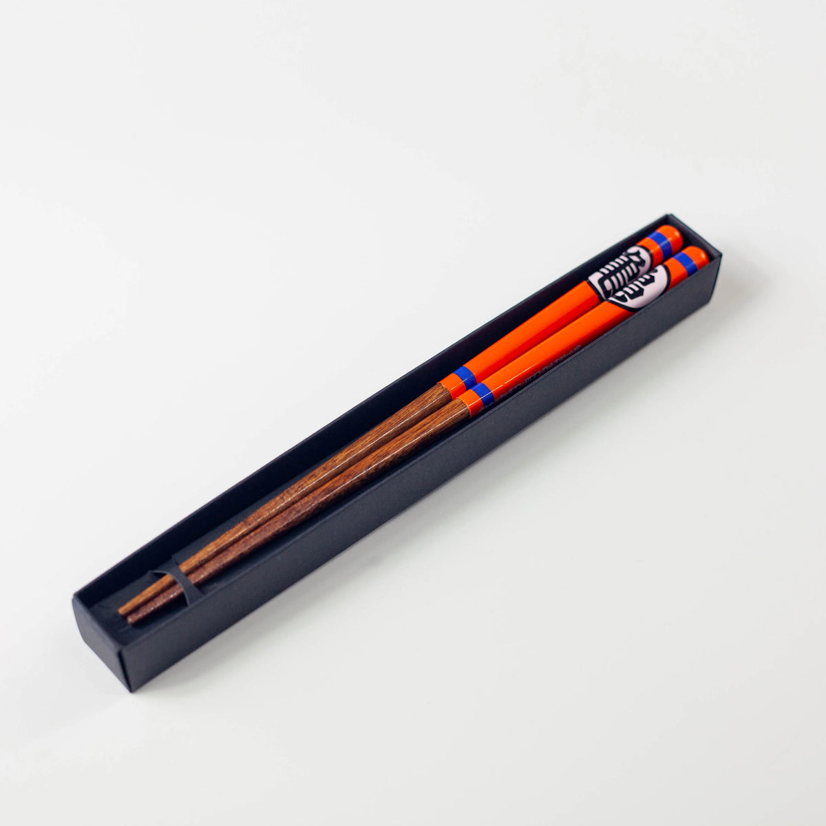Official Dragon Ball wooden chopsticks 21cm - orange and blue Kame kanji design, natural wood