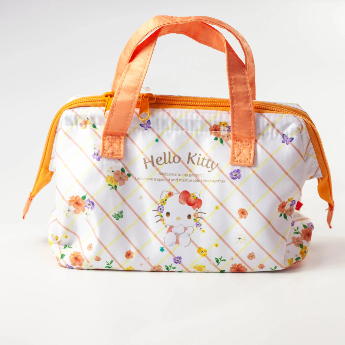 Hello Kitty Vivid Pastels insulated lunch bag with floral print and wide opening
