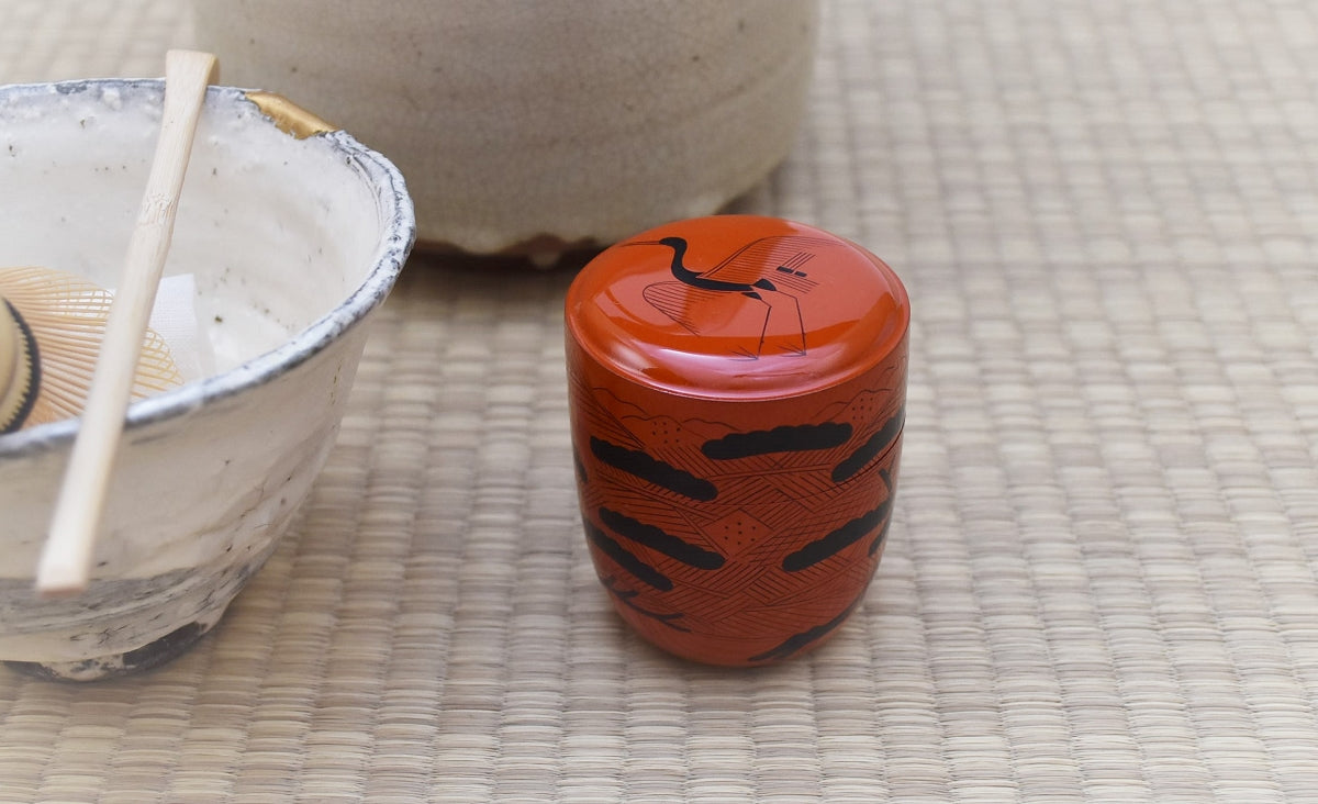 Handmade lacquered tea canister with a Horai-e design