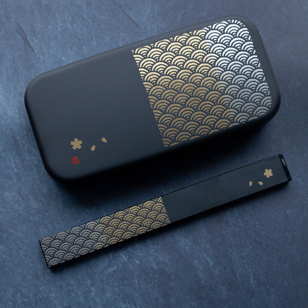 Nami bento bundle with a Japanese wave pattern