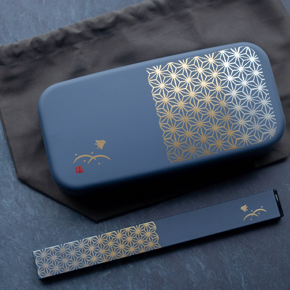 Asanoha bundle with a traditional Japanese hemp leaf pattern