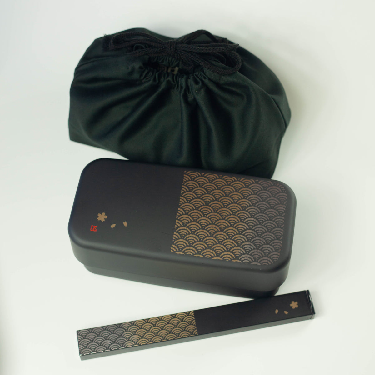 Nami bento bundle with a Japanese wave pattern