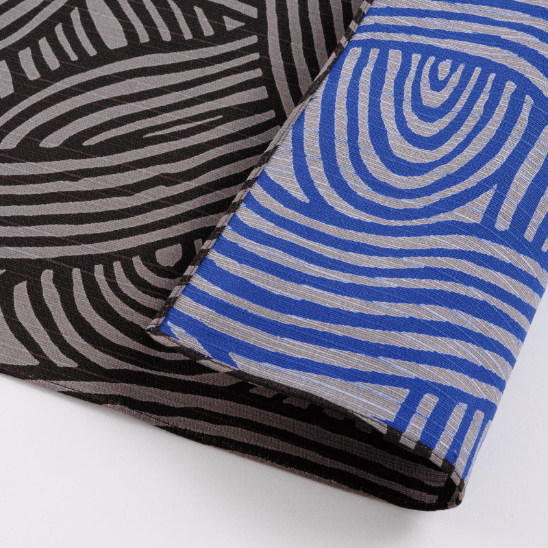 Isa Monyo Reversible Furoshiki 48cm Knot Gray Blue – double-sided Japanese wrapping cloth showing gray and black knot pattern on one side and blue knot pattern on the other, 100% cotton, made in Japan