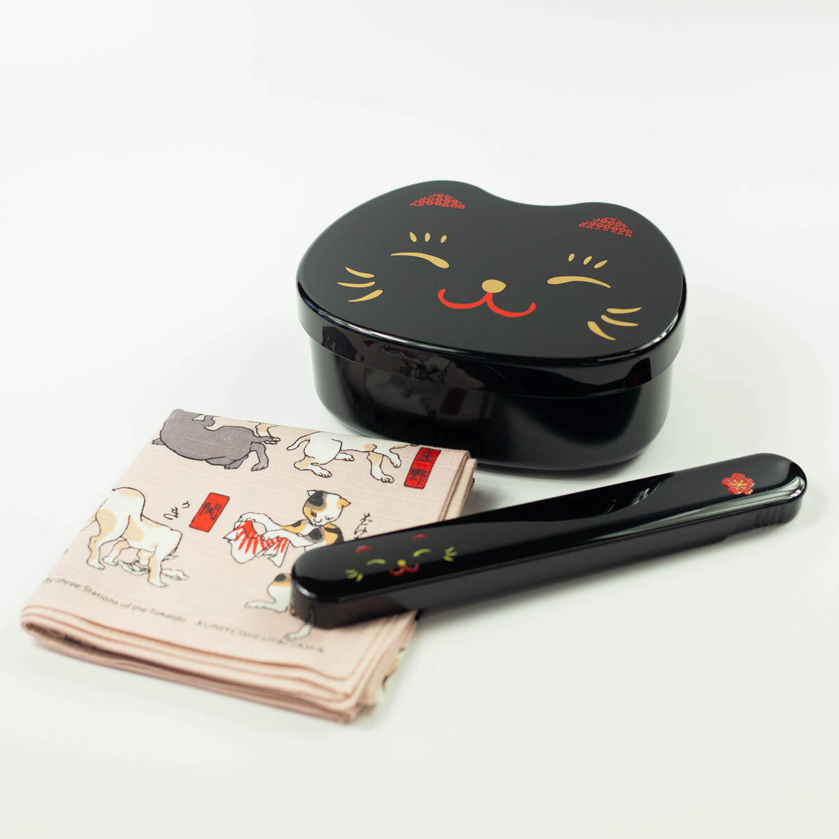 Kao Neko Bundle in black with a Japanese cat design