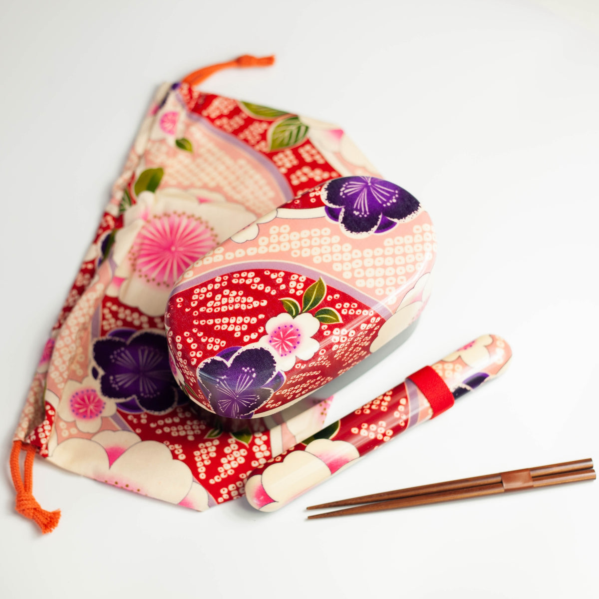 Kimono Sakura Pink bento bundle with a cherry blossom pattern