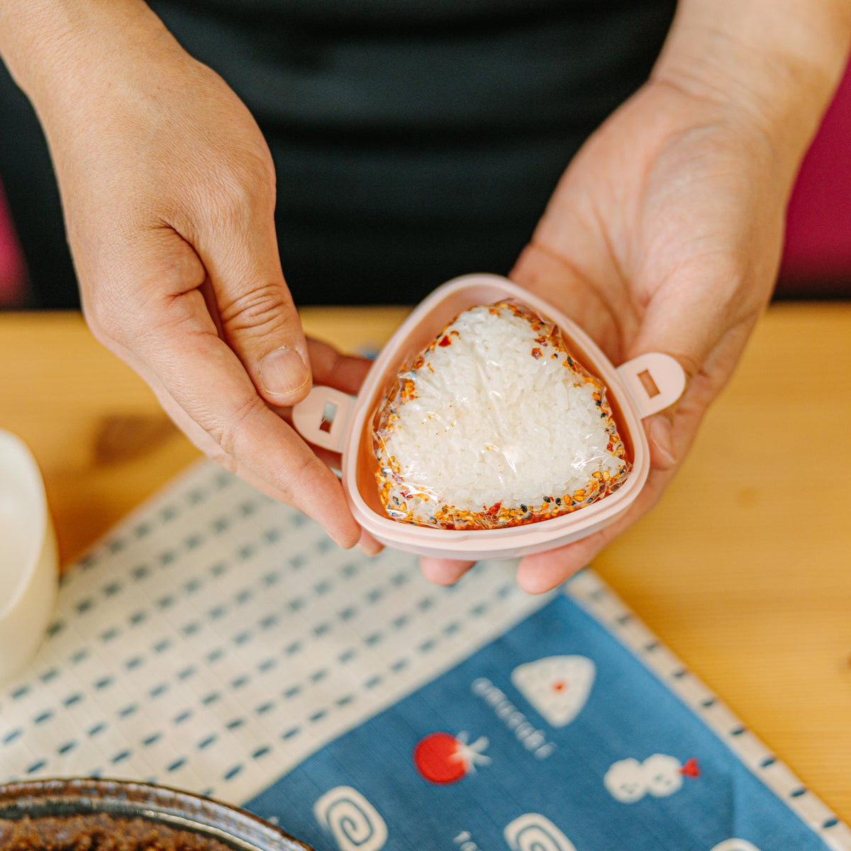 Onigiri Box Kome with a rice ball 