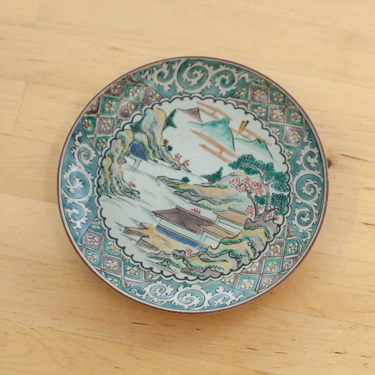 Placa Kutaniyaki de la era Meiji de 1900