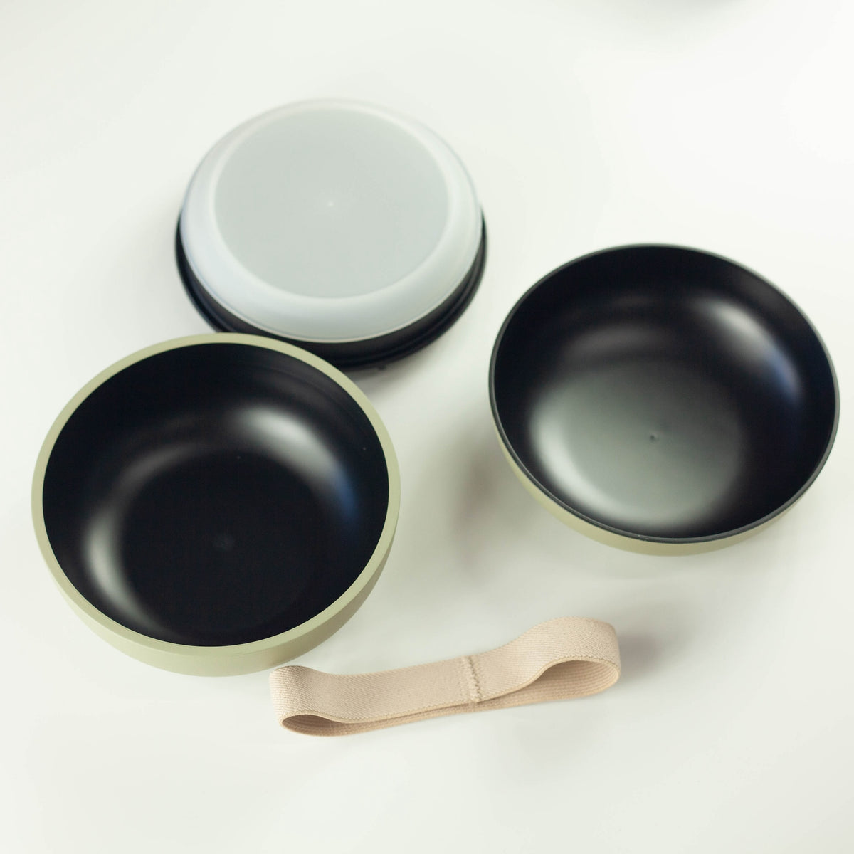 Mayu Don Bento Box, round two-tier Japanese lunch box with lunch band