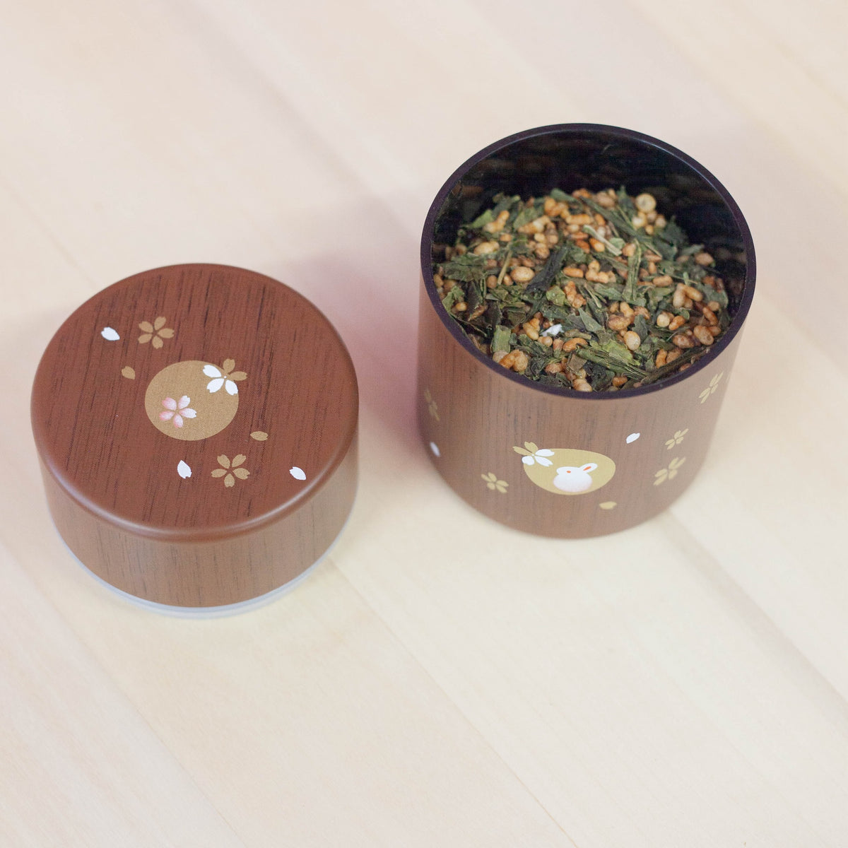 Hakoya usagi rabbit woodgrain tea canister 250mL, BPA-free plastic with silicone lid, made in Japan