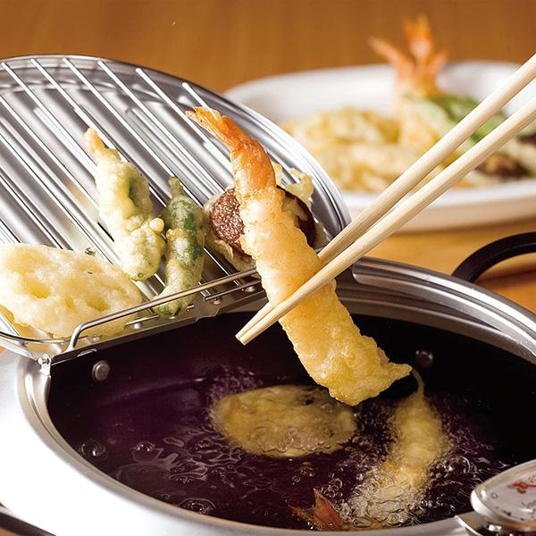 Japanese iron tempura fry pot 20cm with lid and thermometer, made in Tsubame Sanjo, Japan