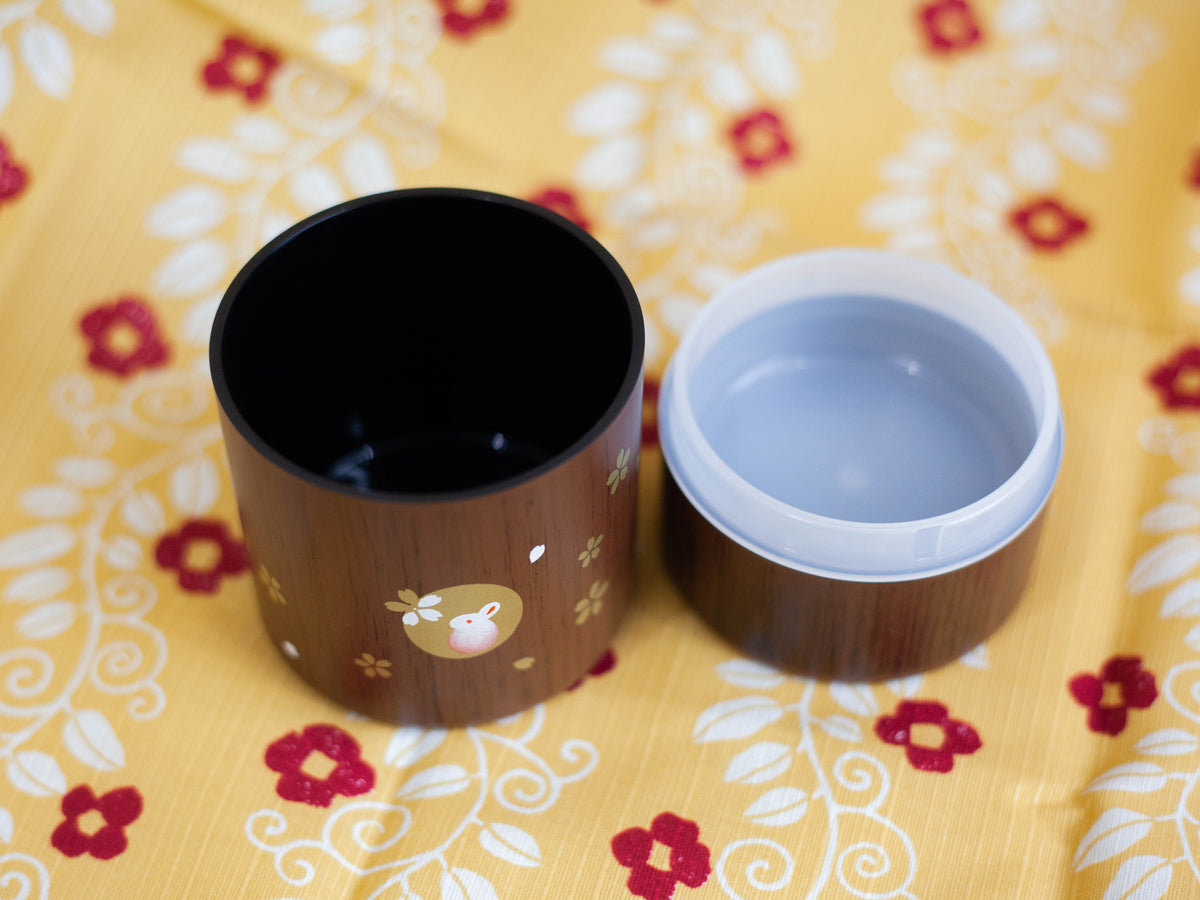 Hakoya usagi rabbit woodgrain tea canister 250mL, BPA-free plastic with silicone lid, made in Japan