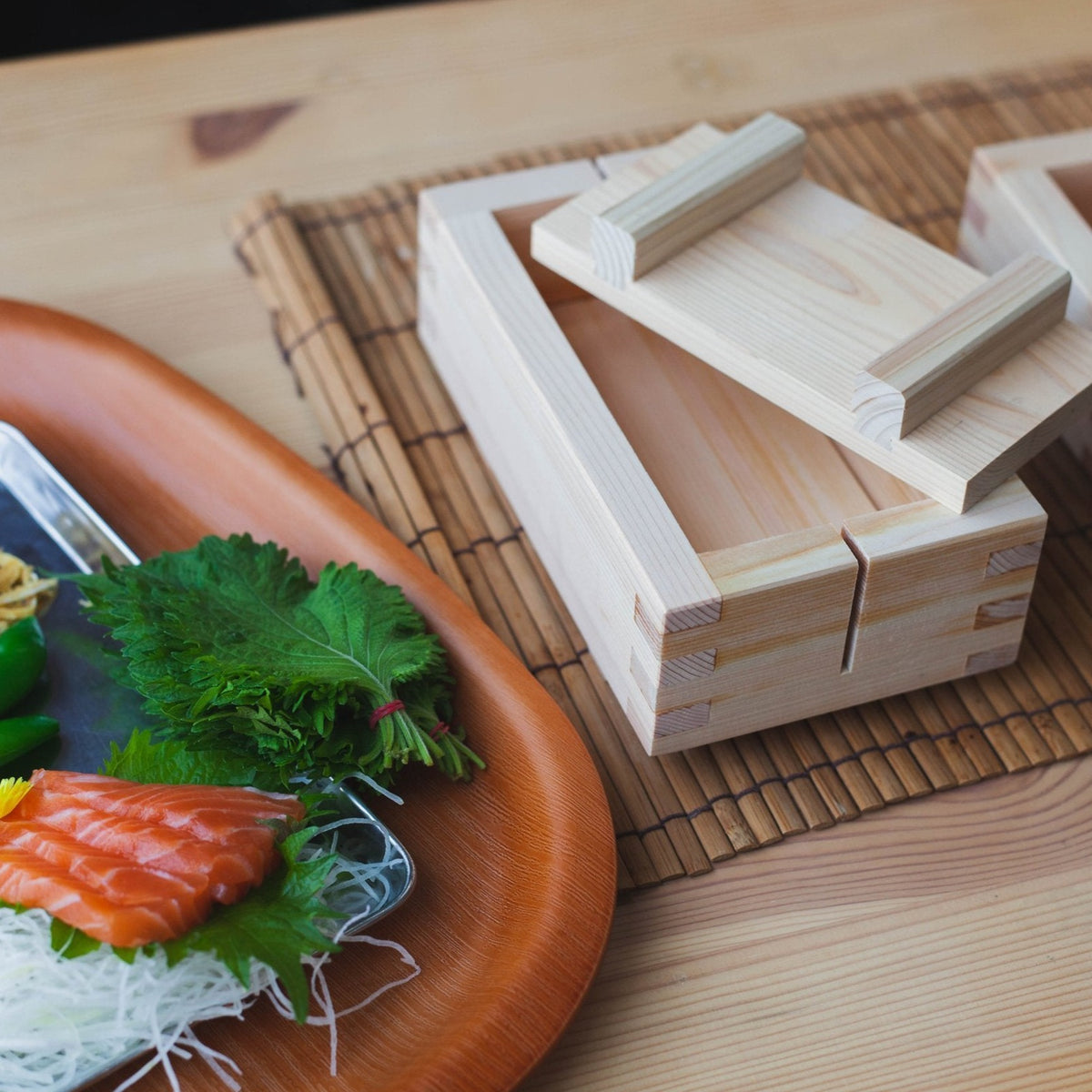 Sushi Mold Small Square – Japanese Hinoki wood pressed sushi mold, 10.5 x 10.5 cm, Made in Japan