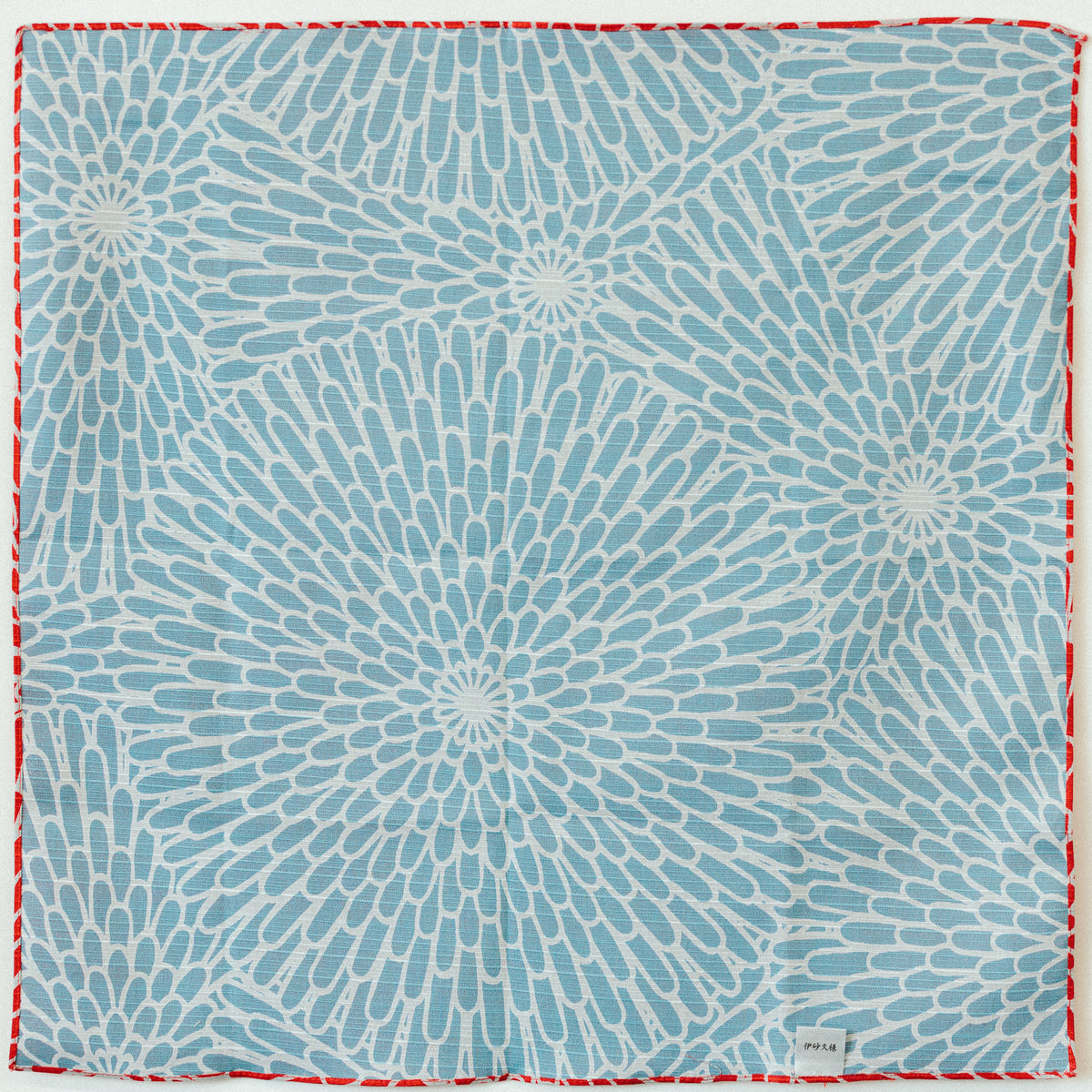 Isa Monyo Reversible Furoshiki 48cm | Kiku (red/blue)*