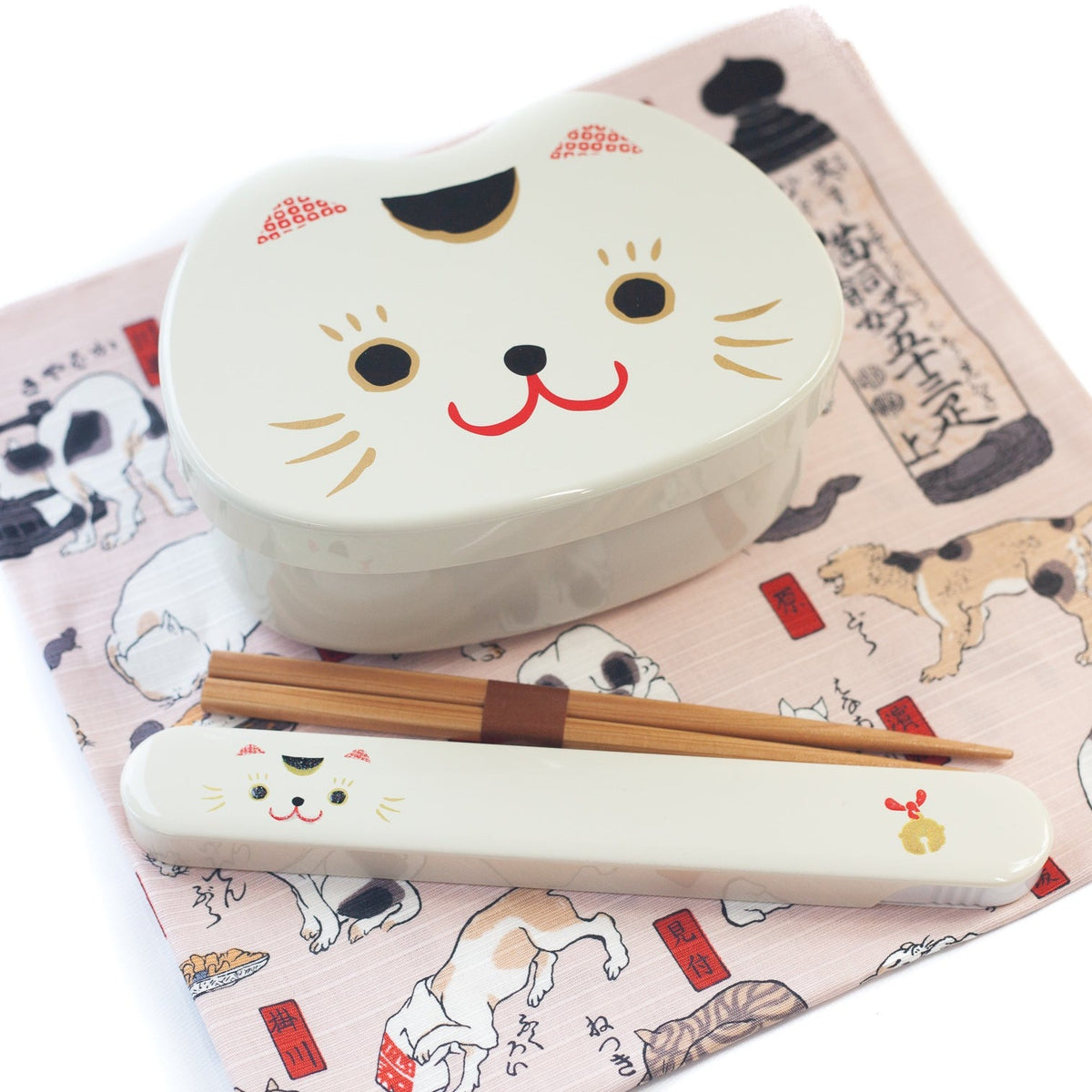 Kao Neko Bundle in white with a Japanese cat design