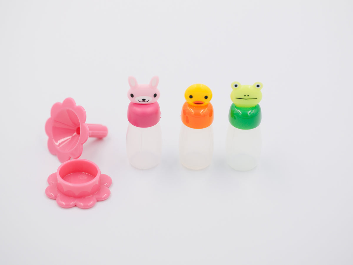 Set of 3 animal-shaped mini sauce bottles for bento boxes – bear, rabbit, and frog design, made in Japan